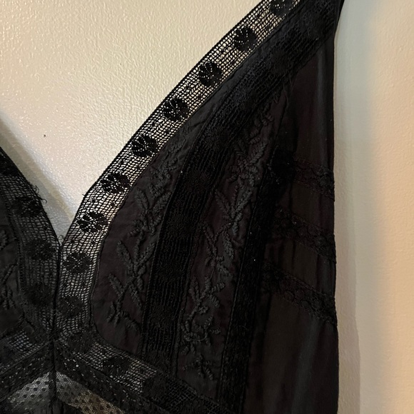 Love Sam Maxi Dress - Picture 3 of 6